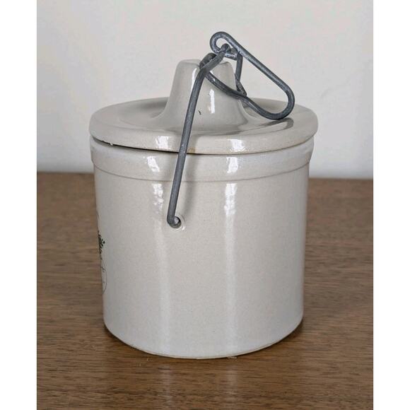 Vintage Christmas 1988 Cheese Crock Stoneware With Lid & Wire Bale Handle - Picture 3 of 9